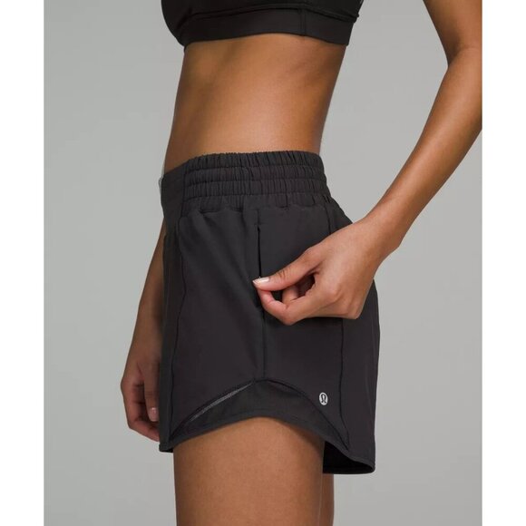 Hotty Hot High-Rise Lined Short 2.5" - Black - Picture 3 of 4